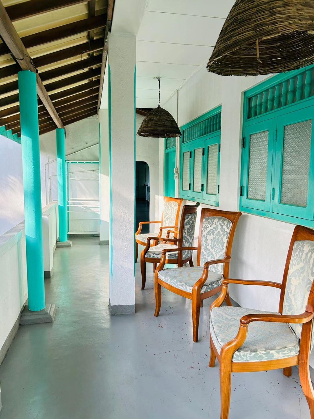 Villa 47 Hikkaduwa Eksteriør bilde